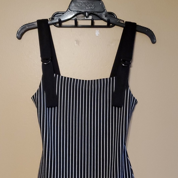 NWT BCBGENERATION Dress - Picture 2 of 7